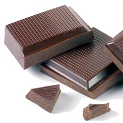 Chocolate Increases Weight Loss Eating dark chocolate in moderation can offer many health benefits, including an increase in weight loss.